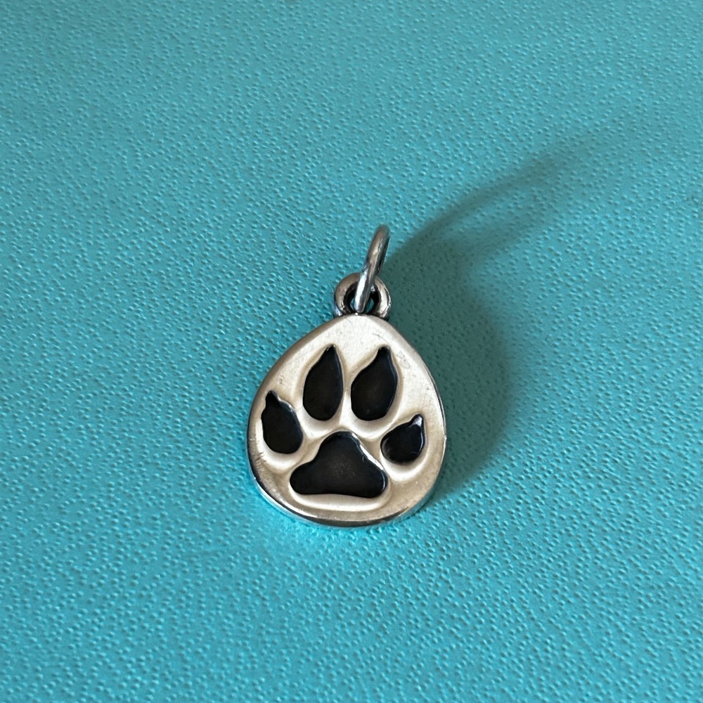 Avery Dog Paw Charm. NWOT.